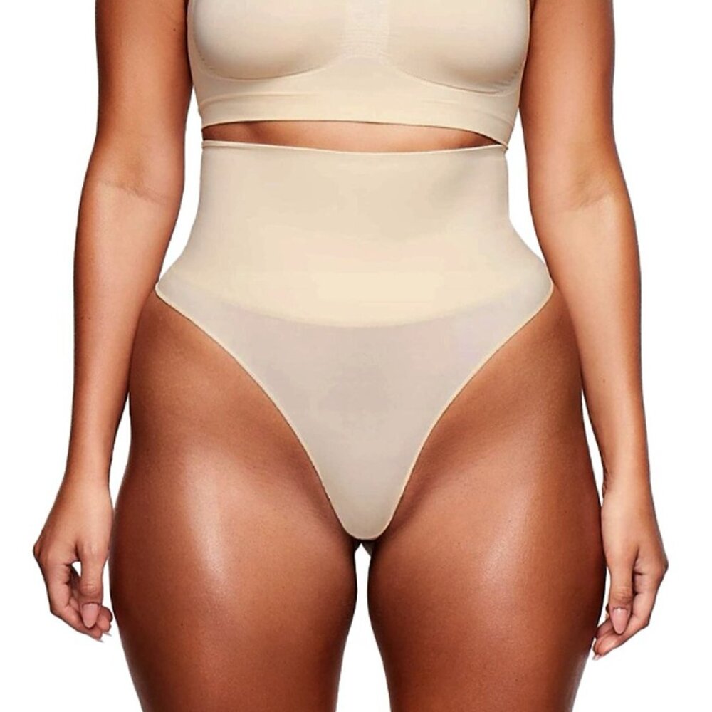 SKIMS Women's Shapewear Core Control Thong Clay Size L/XL NWT